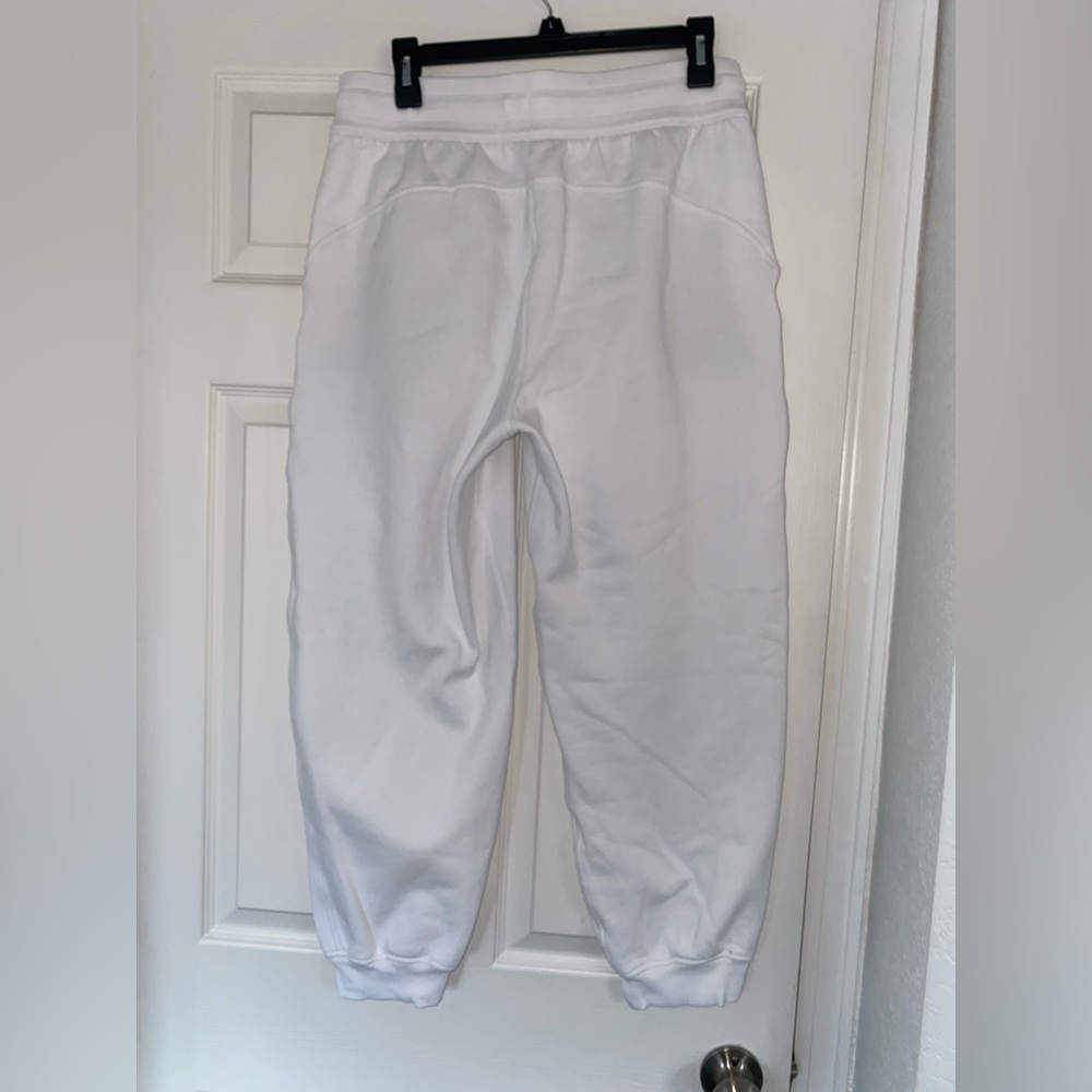 Lululemon Scuba High-rise White Jogger Sweatpants - Picture 2 of 4